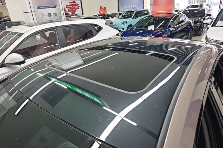 Used Toyota bZ3 2023 616 km Long-Range Premium Roof