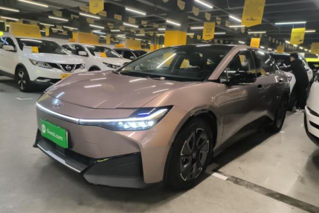 Used Toyota bZ3 2023 616 km Long-Range Premium