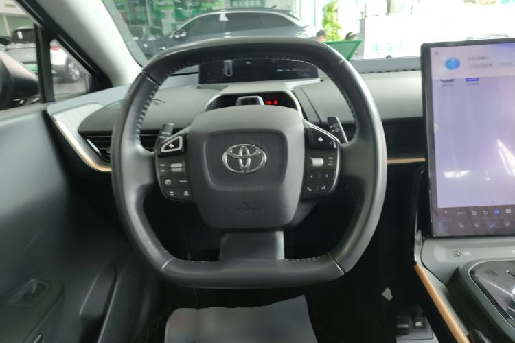 Used Toyota bZ3 2023 616 km Long-Range Premium Steering Wheel