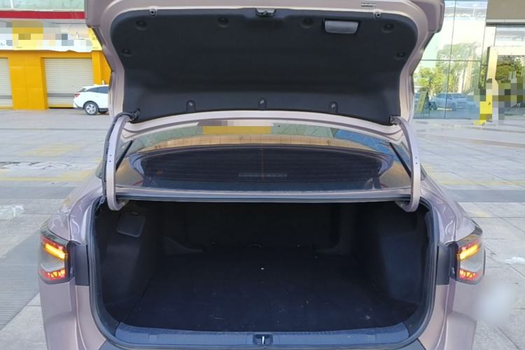 Used Toyota bZ3 2023 616 km Long-Range Premium Trunk