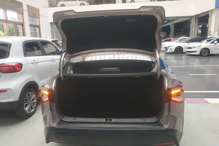 Used Toyota bZ3 2023 616 km Long-Range Premium Trunk