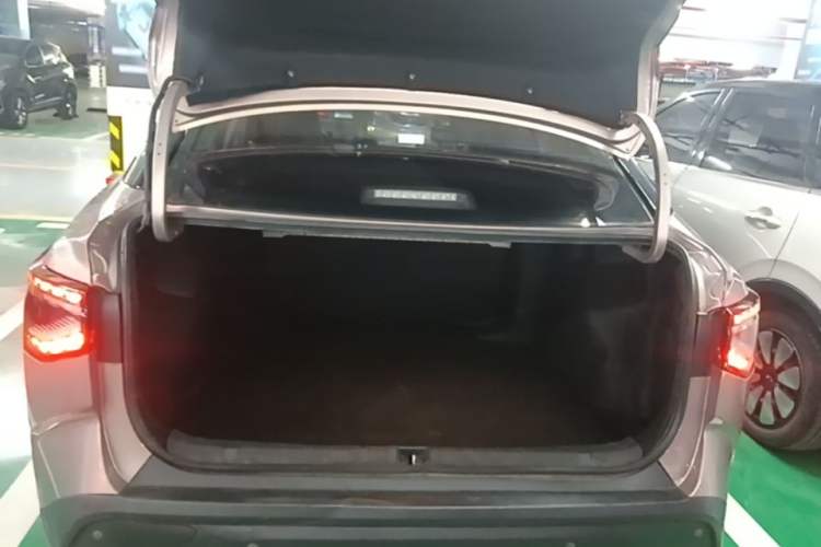 Used Toyota bZ3 2023 616 km Long-Range Premium Trunk