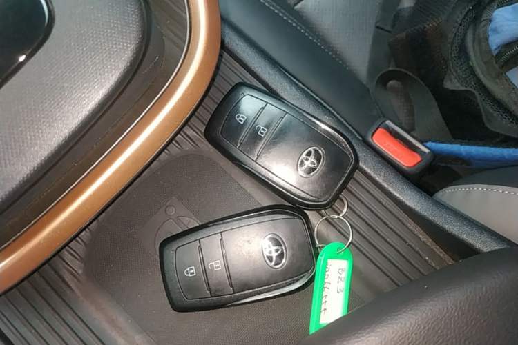 Used Toyota bZ3 2023 616 km Long-Range Premium Vehicle Key