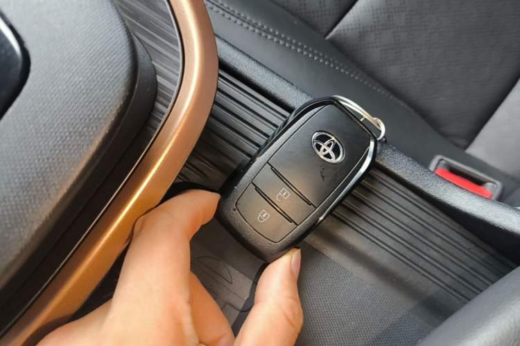 Used Toyota bZ3 2023 616 km Long-Range Premium Vehicle Key