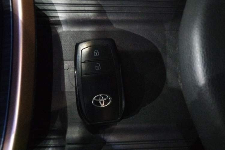 Used Toyota bZ3 2023 616 km Long-Range Premium Vehicle Key
