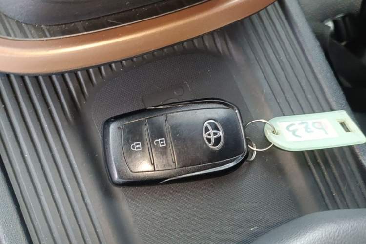 Used Toyota bZ3 2023 616 km Long-Range Premium Vehicle Key