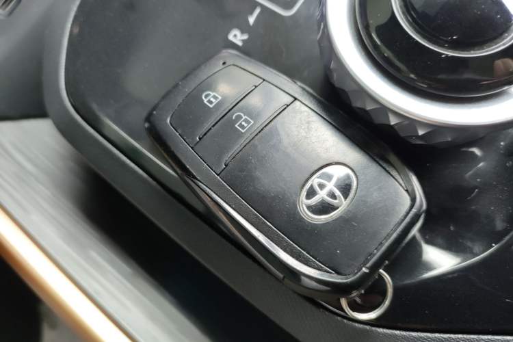 Used Toyota bZ3 2023 616 km Long-Range Premium Vehicle Key