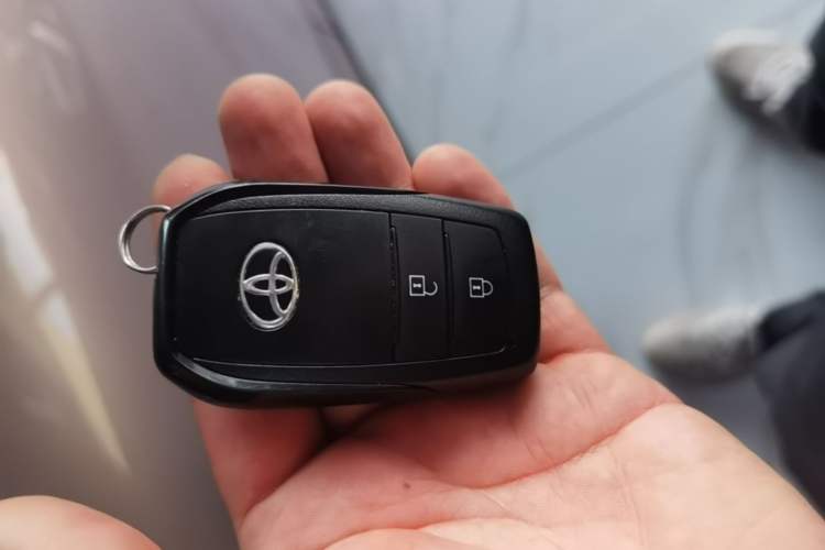 Used Toyota bZ3 2023 517 km Elite PRO Vehicle Key