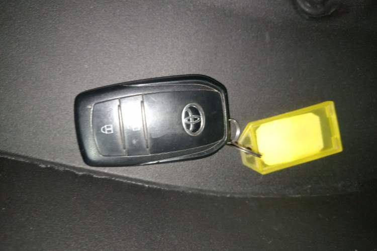 Used Toyota bZ3 2023 616 km Long-Range Premium Vehicle Key