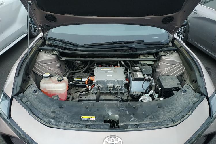 Used Toyota bZ3 2023 616 km Long-Range Premium Engine Bay