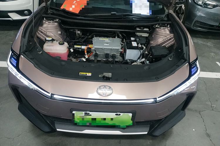 Used Toyota bZ3 2023 616 km Long-Range Premium Engine Bay