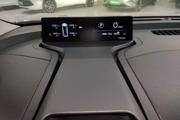 Used Toyota bZ3 2023 616 km Long-Range Premium Instrument Cluster