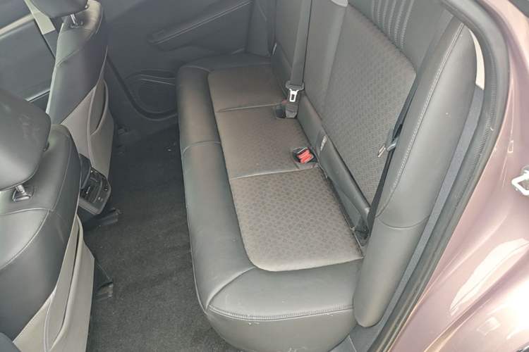 Used Toyota bZ3 2023 616 km Long-Range Premium Left Rear Seat