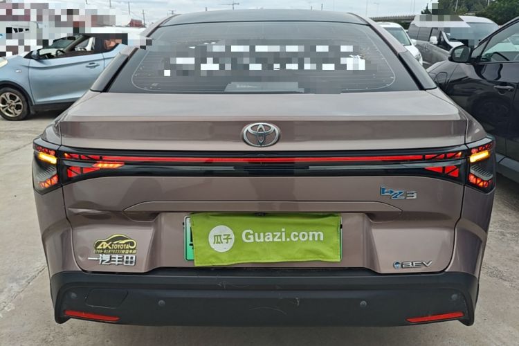 Used Toyota bZ3 2023 616 km Long-Range Premium Rear