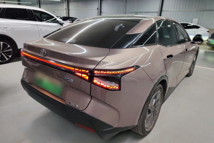 Used Toyota bZ3 2023 616 km Long-Range Premium Rear Right 45 Deg