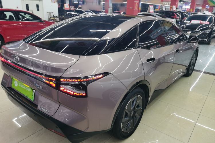 Used Toyota bZ3 2023 616 km Long-Range Premium Rear Right 45 Deg