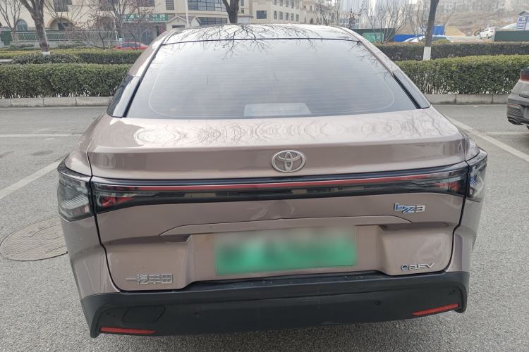 Used Toyota bZ3 2023 616 km Long-Range Premium Rear