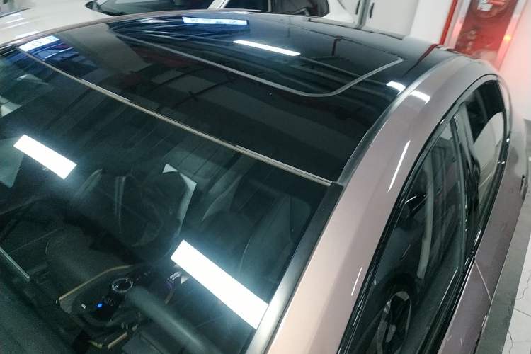 Used Toyota bZ3 2023 616 km Long-Range Premium Roof