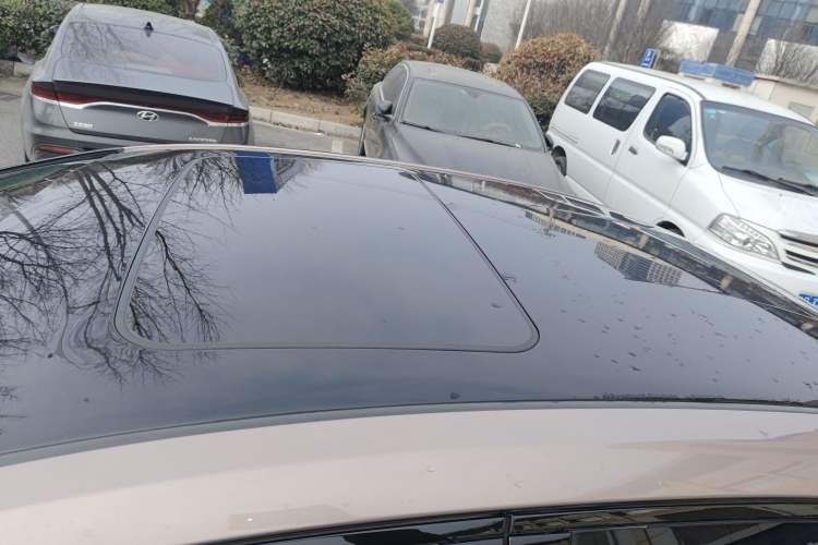 Used Toyota bZ3 2023 616 km Long-Range Premium Roof