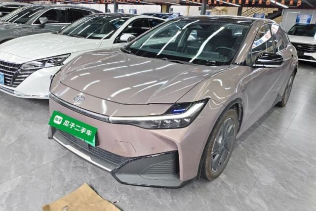 Used Toyota bZ3 2023 616 km Long-Range Premium