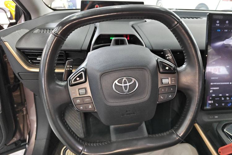 Used Toyota bZ3 2023 616 km Long-Range Premium Steering Wheel