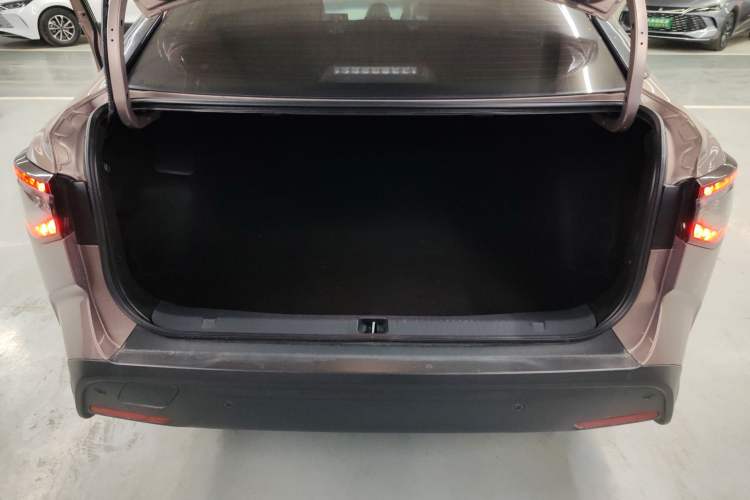Used Toyota bZ3 2023 616 km Long-Range Premium Trunk