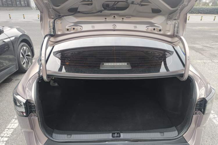 Used Toyota bZ3 2023 616 km Long-Range Premium Trunk