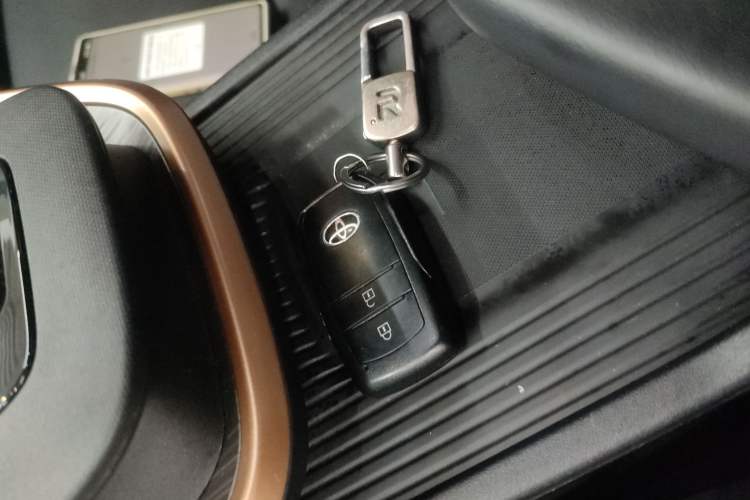 Used Toyota bZ3 2023 517 km Elite PRO Vehicle Key