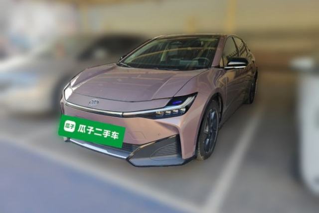 Used Toyota bZ3 2023 616 km Long-Range Premium