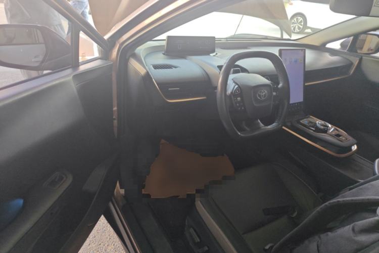 Used Toyota bZ3 2023 616 km Long-Range Premium Driver Seat