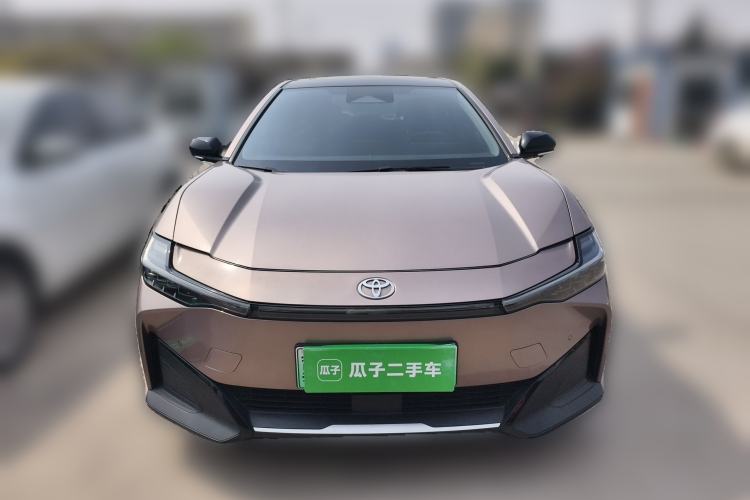 Used Toyota bZ3 2023 616 km Long-Range Premium Front