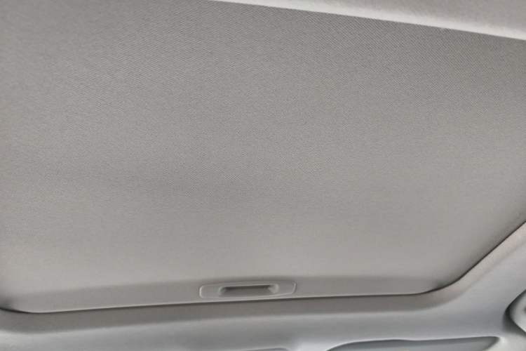 Used Toyota bZ3 2023 616 km Long-Range Premium Headliner
