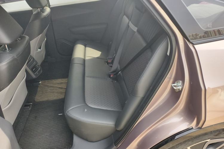 Used Toyota bZ3 2023 616 km Long-Range Premium Left Rear Seat