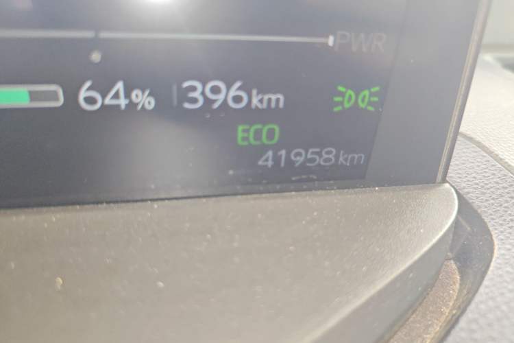 Used Toyota bZ3 2023 616 km Long-Range Premium Odometer Close Up