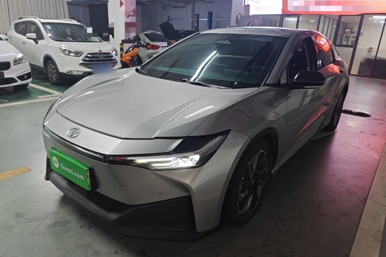 Gebrauchter Toyota bZ3 2023 517 km Elite PRO Guazi used car, China used car export, Used car for sale, Used cars, Cheapest cars for sale