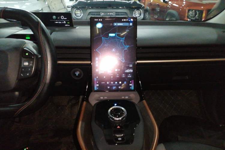 Used Toyota bZ3 2023 517 km Elite PRO Audio And AC Panel