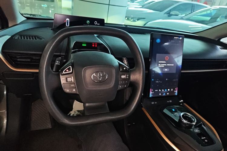 Used Toyota bZ3 2023 616 km Long-Range PRO Center Console