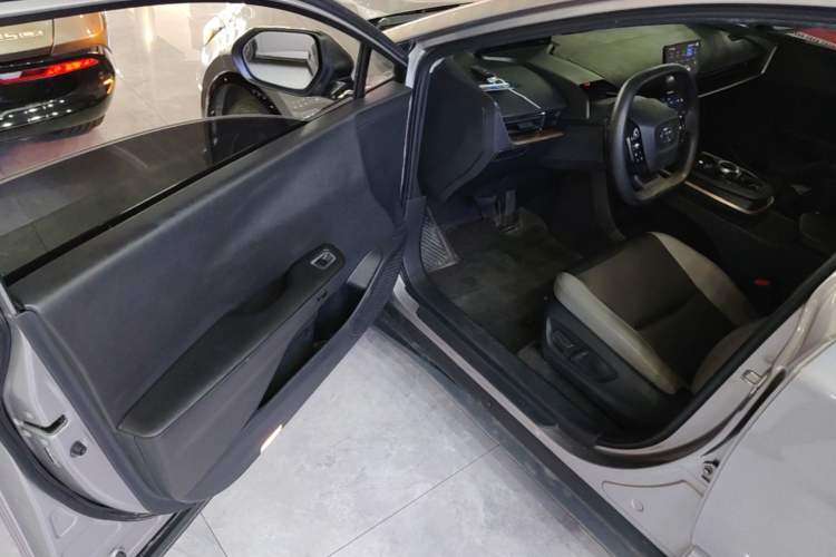 Used Toyota bZ3 2023 517 km Elite PRO Driver Seat