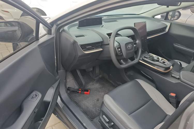 Used Toyota bZ3 2023 616 km Long-Range PRO Driver Seat