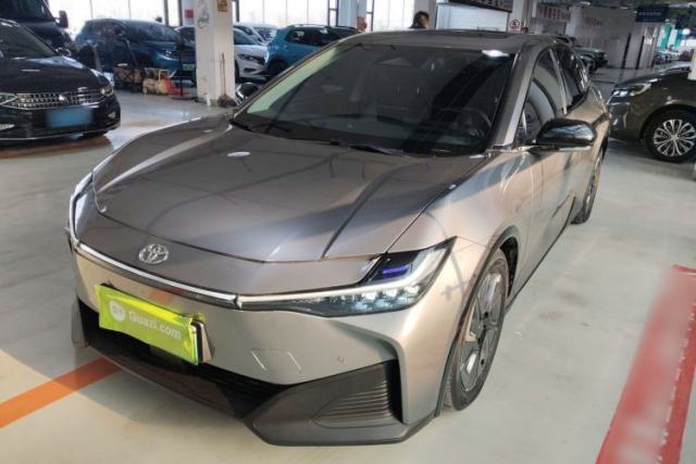 Used Toyota bZ3 2023 616 km Long-Range PRO