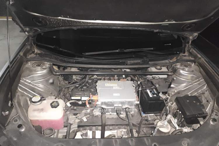 Used Toyota bZ3 2023 616 km Long-Range PRO Engine Bay