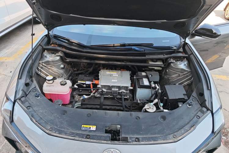 Used Toyota bZ3 2023 616 km Long-Range PRO Engine Bay