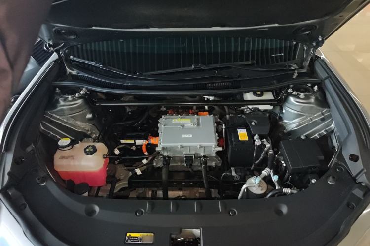 Used Toyota bZ3 2023 616 km Long-Range PRO Engine Bay