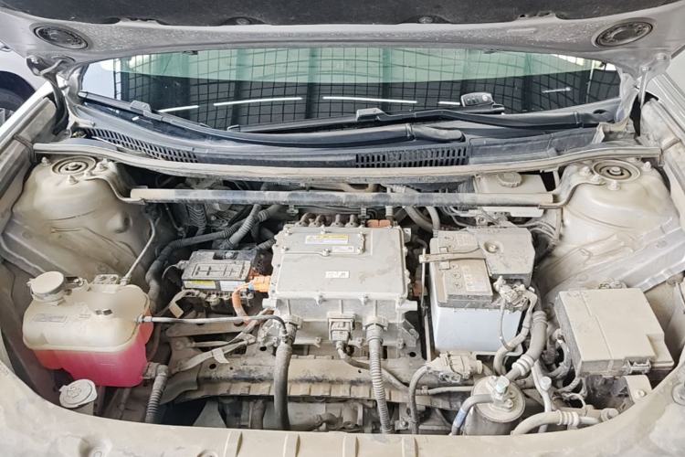 Used Toyota bZ3 2023 517 km Elite PRO Engine Bay