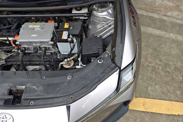 Used Toyota bZ3 2023 517 km Elite PRO Engine Bay Left