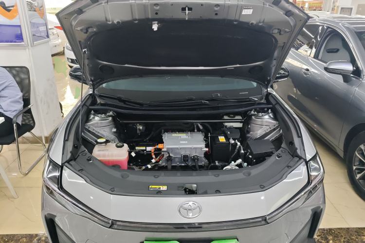 Used Toyota bZ3 2023 616 km Long-Range PRO Engine Bay