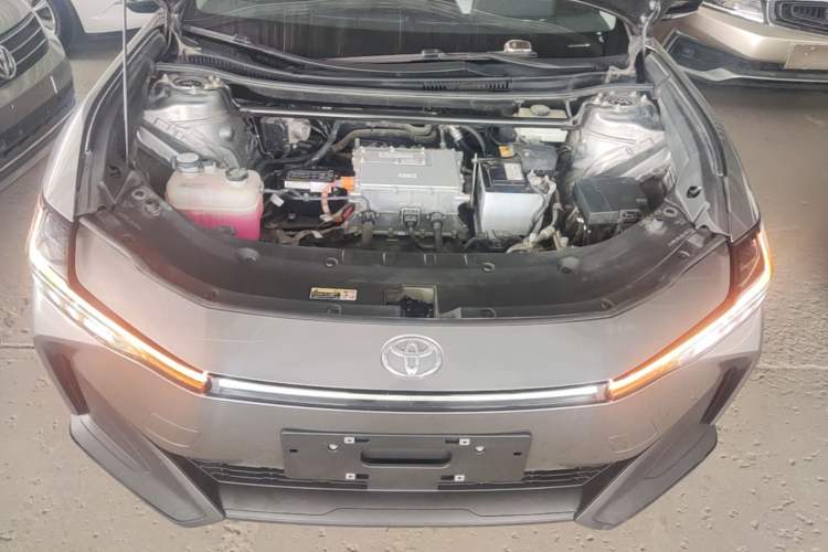 Used Toyota bZ3 2023 616 km Long-Range PRO Engine Bay