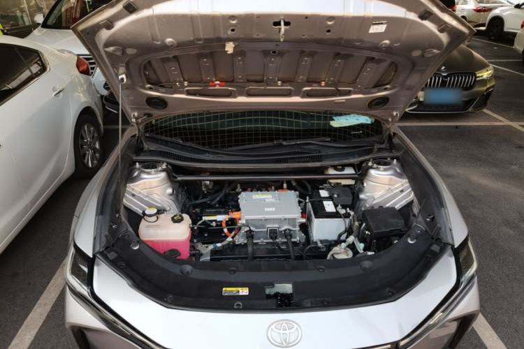Used Toyota bZ3 2023 517 km Elite PRO Engine Bay