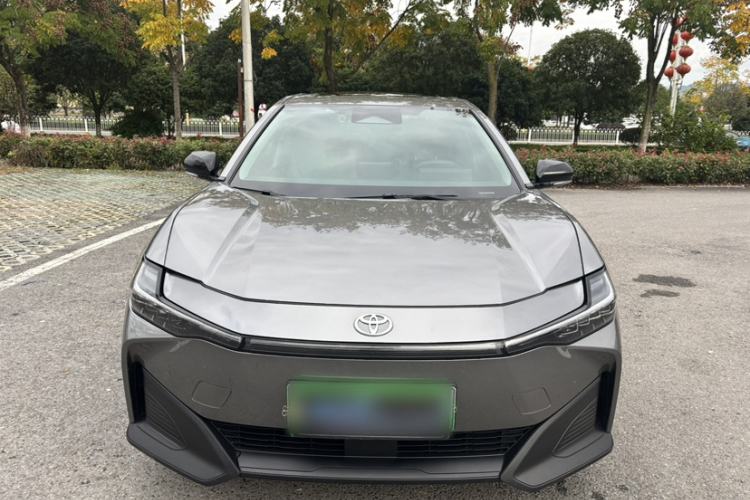 Used Toyota bZ3 2023 616 km Long-Range PRO Exterior 3