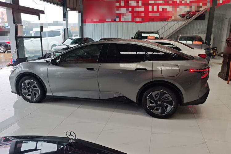 Used Toyota bZ3 2023 517 km Elite PRO Exterior 3